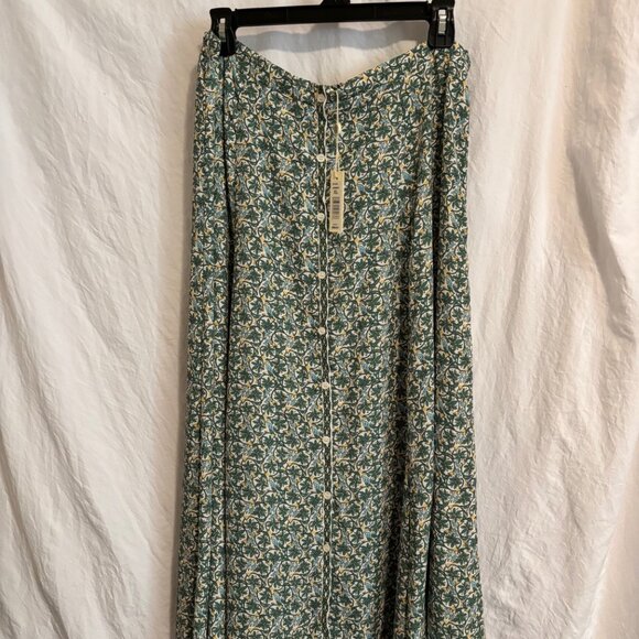 Max Studio Long Floral Skirt - NWT - Picture 1 of 4